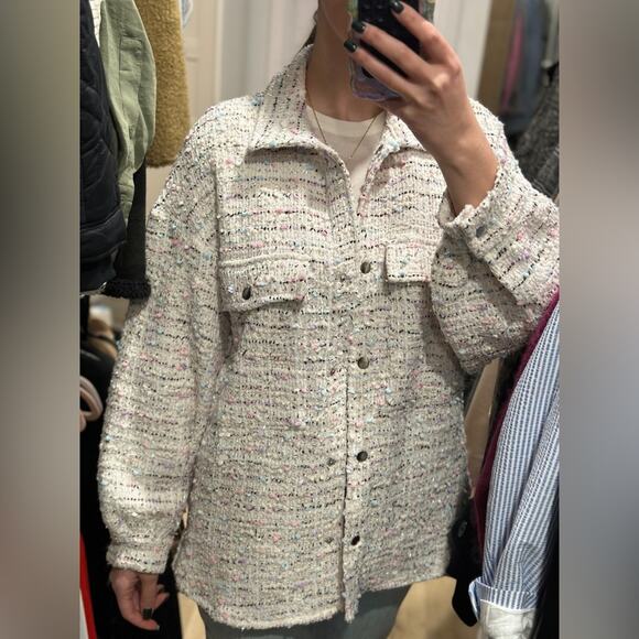 White pastel tweed jacket: size S fit up to L - Picture 15 of 15